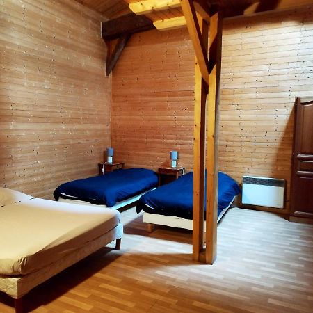 Appartement Spacieux A Blaignac Avec Piscine Partagee Exterior foto